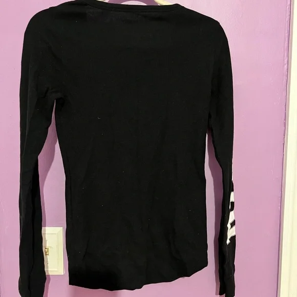 PINK Victoria's Secret Black Long Sleeve Pajama Top - Picture 2 of 4